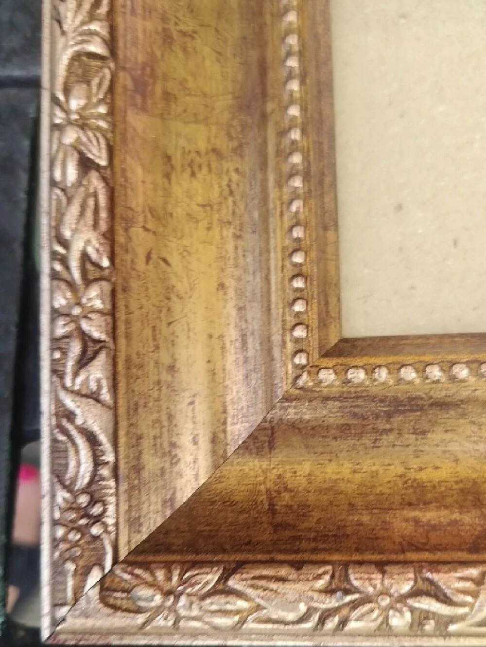 Vintage-Style Ornate Gold Picture Frame - Home Accents